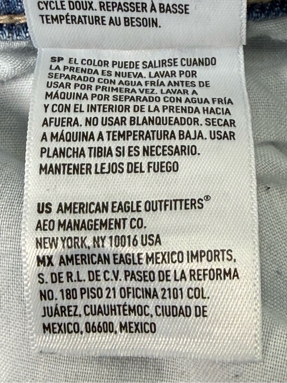 American Eagle | Super High Rise Baggy Wide Leg Jeans | Light Wash | 10 Regular - Picture 13 of 15
